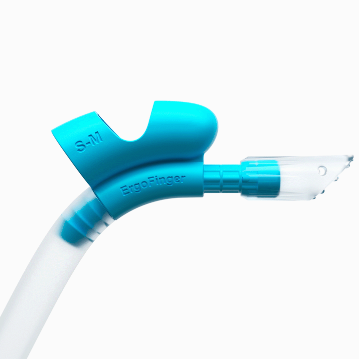 360° Rotating Nozzle. Catch The Splatters.